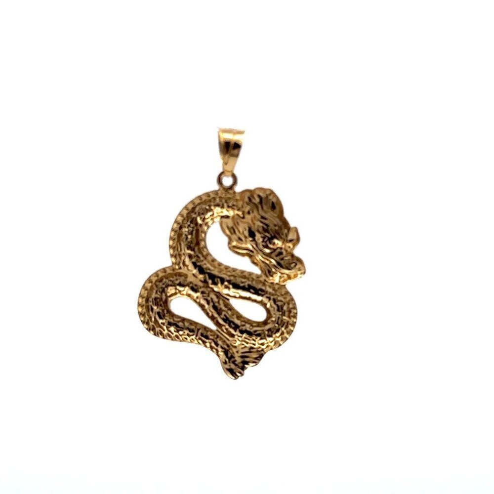 18K Gold Pendant Lucky Dragon Large 1.68 grams - Picture 13 of 13